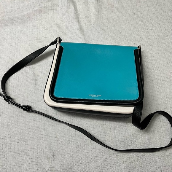 Michael Kors Collection Bag Shoulder Bag Tenby Messenger Blue Black White - Picture 2 of 11